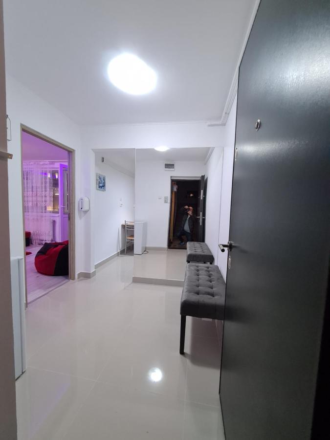 Apartamento Apartament Ultra Central 1 Hunedoara Exterior foto